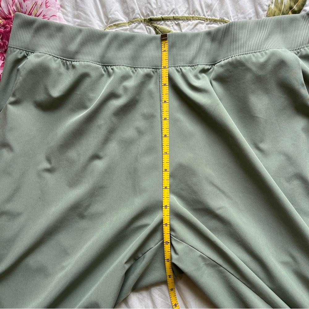 Coral Bay Energy Aloe Green Pull-On Capri Pants Women's 1X Stretch Waist - Picture 10 of 16